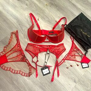 Honey Birdette “ Ruby” Set❤️